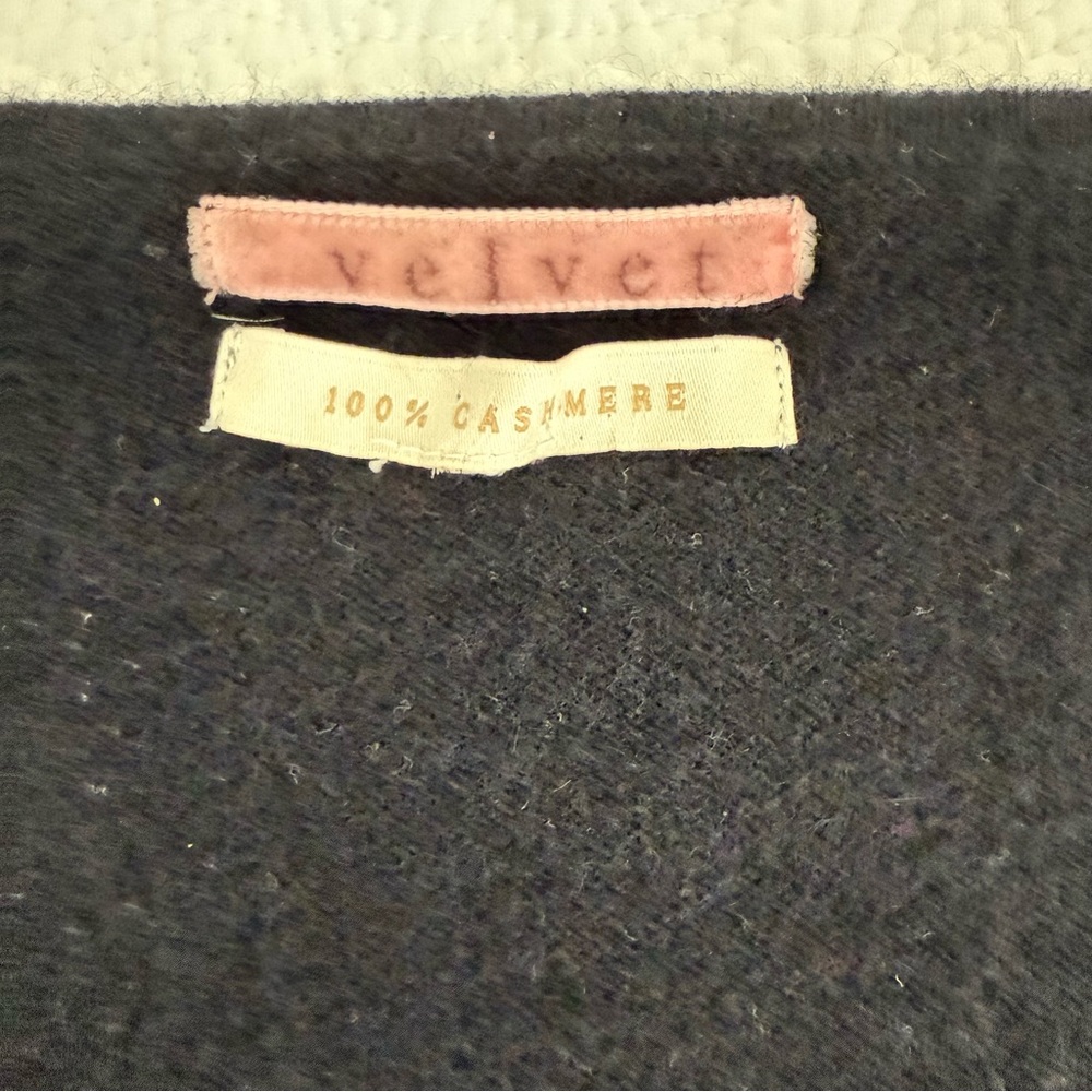 Velvet 100% Cashmere Black Tunic Sweater 3/4 Sleeve Size Small - Picture 2 of 5